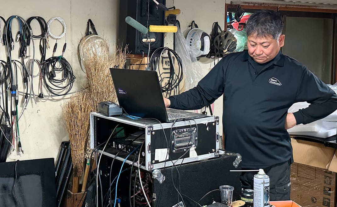 現場でのチューニングの様子